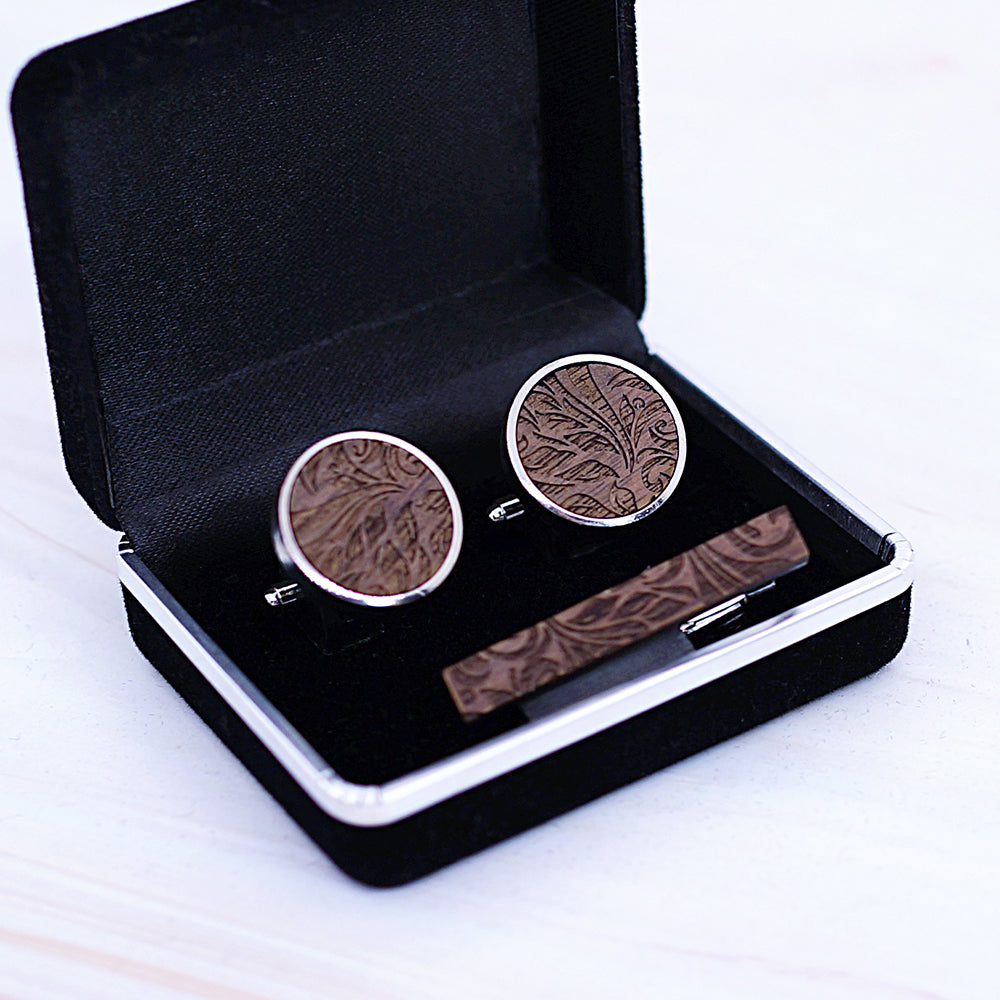 Ensemble Boutons De Manchette Et Clous De Chemise Vintage En Or Jaune 18 Carats Avec Diamants